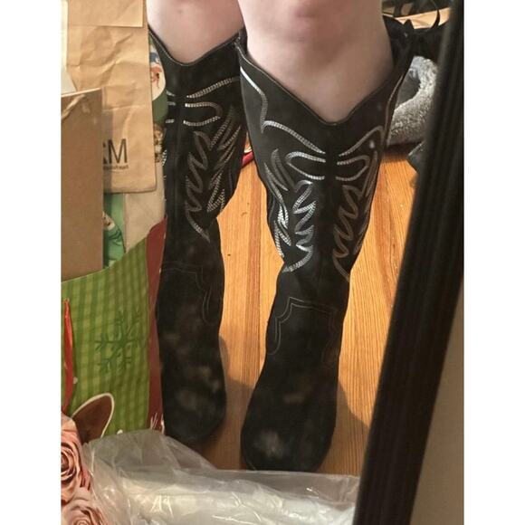 NWT TORRID Tall Shaft Heeled Western Boot Black Size 6 Wide Calf Country - Picture 16 of 16